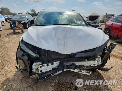 Piąte zdjęcie samochodu w środku: 2021 CHEVROLET BLAZER 2LT VIN:3GNKBHRS2MS582100 - miniatura