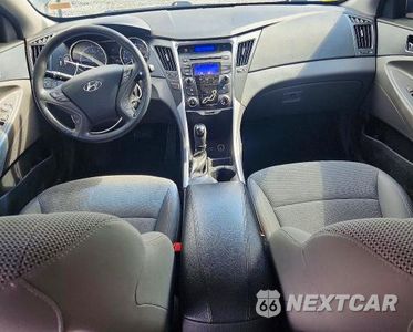 Zdjęcie 8 z 12 samochodu: 2013 HYUNDAI SONATA GLS VIN:5NPEB4AC6DH631182 - miniatura