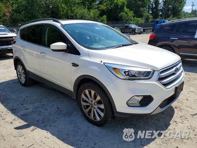 Czwarte zdjęcie samochodu z boku: 2019 FORD ESCAPE SEL VIN:1FMCU9HD5KUA73109 - miniatura