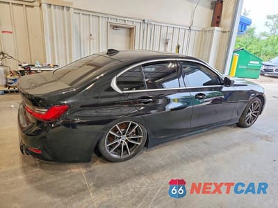 Trzecie zdjęcie samochodu z tyłu: 2020 BMW 330XI VIN:3MW5R7J08L8B21157 - miniatura