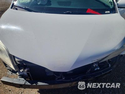 Zdjęcie 11 z 12 samochodu: 2018 TOYOTA SIENNA LE VIN:5TDKZ3DC3JS925357 - miniatura