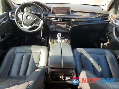 Zdjęcie 8 z 12 samochodu: 2016 BMW X5 SDRIVE35I VIN:5UXKR2C50G0R72109 - miniatura