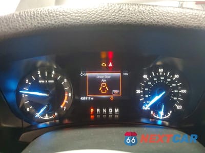Zdjęcie 9 z 13 samochodu: 2017 FORD EXPEDITION EL XLT VIN:1FMJK1JT6HEA56371 - miniatura