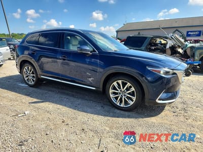 Czwarte zdjęcie samochodu z boku: 2018 MAZDA CX-9 GRAND TOURING VIN:JM3TCBDYXJ0224465 - miniatura
