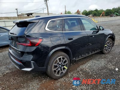 Trzecie zdjęcie samochodu z tyłu: 2025 BMW X1 XDRIVE28I VIN:WBX73EF04S5079501 - miniatura