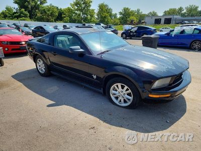 Czwarte zdjęcie samochodu z boku: 2009 FORD MUSTANG VIN:1ZVHT80N195144254 - miniatura