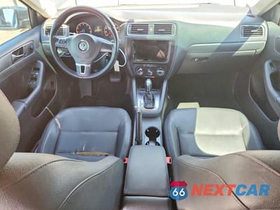 Zdjęcie 8 z 12 samochodu: 2011 VOLKSWAGEN JETTA SE VIN:3VWDZ7AJ2BM337614 - miniatura