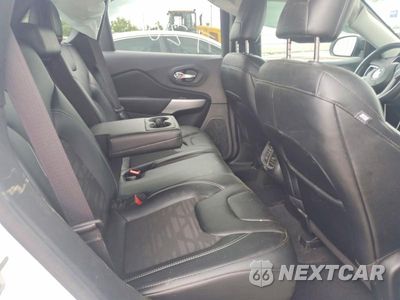 Zdjęcie 11 z 13 samochodu: 2022 JEEP CHEROKEE LATITUDE VIN:1C4PJMCX6ND542960 - miniatura
