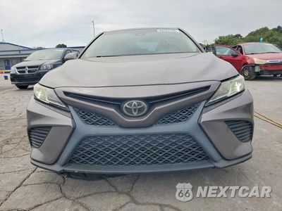 Piąte zdjęcie samochodu w środku: 2019 TOYOTA CAMRY SE VIN:4T1B11HK9KU772232 - miniatura