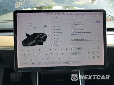 Zdjęcie 9 z 12 samochodu: 2019 TESLA MODEL 3 VIN:5YJ3E1EAXKF434694 - miniatura