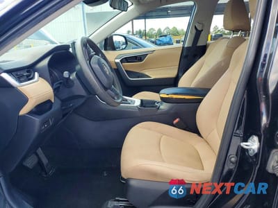 Zdjęcie 7 z 13 samochodu: 2021 TOYOTA RAV4 LE VIN:2T3H1RFV9MC132233 - miniatura