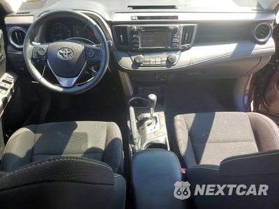 Zdjęcie 8 z 14 samochodu: 2017 TOYOTA RAV4 XLE VIN:2T3WFREV7HW350122 - miniatura
