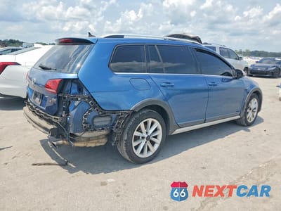Trzecie zdjęcie samochodu z tyłu: 2017 VOLKSWAGEN GOLF ALLTRACK S VIN:3VWH17AU9HM509472 - miniatura