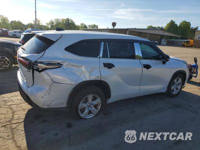 Trzecie zdjęcie samochodu z tyłu: 2023 TOYOTA HIGHLANDER HYBRID LE VIN:5TDBBRCH7PS106753 - miniatura