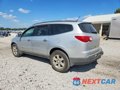 Drugie zdjęcie samochodu z przodu: 2010 CHEVROLET TRAVERSE LT VIN:1GNLVFED4AS102573 - miniatura