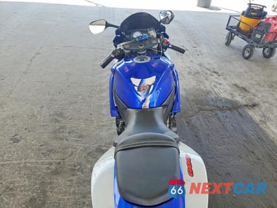 Zdjęcie 6 z 9 samochodu: 2007 SUZUKI GSX-R600 VIN:JS1GN7DA672124195 - miniatura