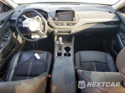 Zdjęcie 8 z 12 samochodu: 2025 NISSAN ALTIMA SR VIN:1N4BL4CV0SN360024 - miniatura