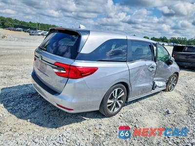 Trzecie zdjęcie samochodu z tyłu: 2023 HONDA ODYSSEY TOURING VIN:5FNRL6H83PB043495 - miniatura