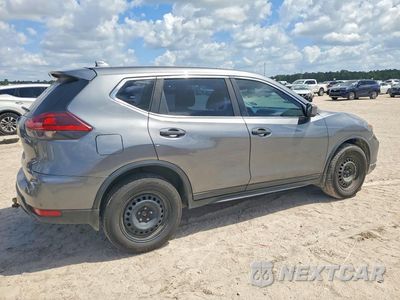 Trzecie zdjęcie samochodu z tyłu: 2020 NISSAN ROGUE S VIN:5N1AT2MV1LC811608 - miniatura