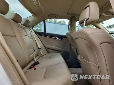 Zdjęcie 10 z 12 samochodu: 2014 MERCEDES-BENZ C 300 4MATIC VIN:WDDGF8ABXER317112 - miniatura