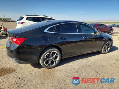 Trzecie zdjęcie samochodu z tyłu: 2023 CHEVROLET MALIBU LT VIN:1G1ZD5ST6PF180259 - miniatura