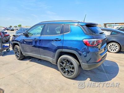 Drugie zdjęcie samochodu z przodu: 2026 JEEP COMPASS LATITUDE LUX, ALTITUDE VIN:3C4NJDBN8TT216253 - miniatura