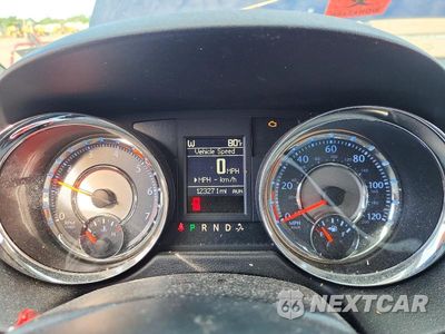 Zdjęcie 9 z 13 samochodu: 2014 CHRYSLER TOWN & COUNTRY TOURING VIN:2C4RC1BG4ER436510 - miniatura