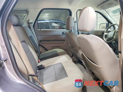 Zdjęcie 11 z 13 samochodu: 2008 FORD ESCAPE XLT VIN:1FMCU93128KD40210 - miniatura