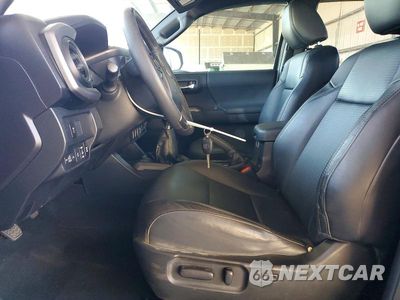 Zdjęcie 7 z 13 samochodu: 2022 TOYOTA TACOMA TRD OFF-ROAD VIN:3TYCZ5AN4NT079823 - miniatura