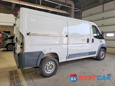 Trzecie zdjęcie samochodu z tyłu: 2017 RAM PROMASTER 1500 DELIVERY VAN VIN:3C6TRVAG2HE551374 - miniatura