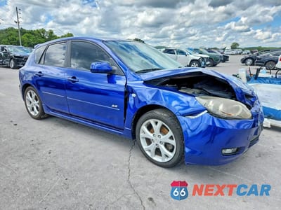 Czwarte zdjęcie samochodu z boku: 2007 MAZDA 3 HATCHBACK VIN:JM1BK343171696848 - miniatura