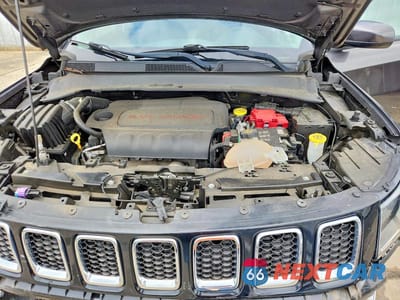 Zdjęcie 11 z 13 samochodu: 2019 JEEP COMPASS LATITUDE VIN:3C4NJDBB1KT678917 - miniatura