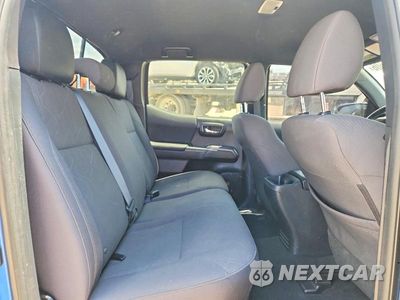 Zdjęcie 10 z 12 samochodu: 2019 TOYOTA TACOMA SR V6 VIN:5TFCZ5AN1KX179153 - miniatura