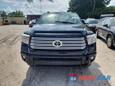 Piąte zdjęcie samochodu w środku: 2017 TOYOTA TUNDRA PLATINUM VIN:5TFAY5F10HX602670 - miniatura