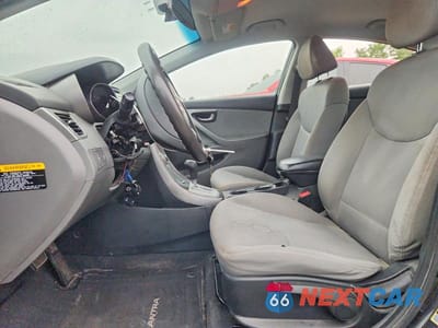 Zdjęcie 7 z 12 samochodu: 2011 HYUNDAI ELANTRA GLS VIN:KMHDH4AE8BU080814 - miniatura