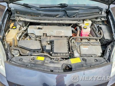 Zdjęcie 12 z 13 samochodu: 2011 TOYOTA PRIUS TWO VIN:JTDKN3DU9B1384303 - miniatura