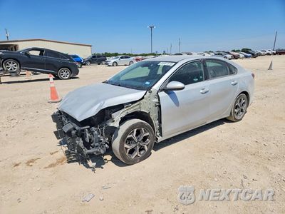 2020 KIA FORTE LXS 3KPF24AD3LE171348 - główne zdjęcie licytacji z USA - miniatura