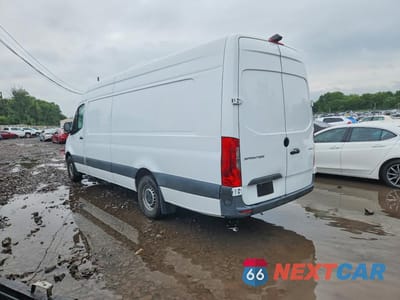 Drugie zdjęcie samochodu z przodu: 2020 MERCEDES-BENZ SPRINTER 2500 VIN:W1Y4EDHYXLT030139 - miniatura