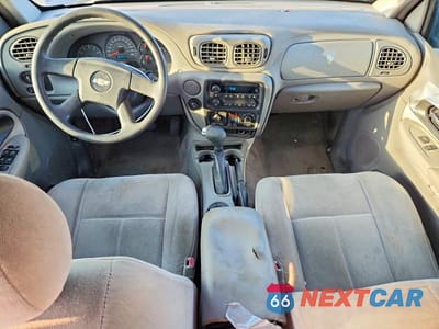 Zdjęcie 8 z 13 samochodu: 2005 CHEVROLET TRAILBLAZER LS VIN:1GNDS13S052343702 - miniatura