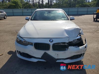 Piąte zdjęcie samochodu w środku: 2015 BMW 328 XI SULEV VIN:WBA3B5C50FF961499 - miniatura