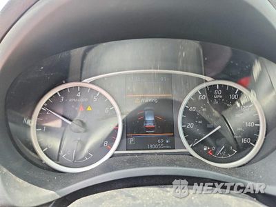 Zdjęcie 9 z 13 samochodu: 2019 NISSAN SENTRA SV VIN:3N1AB7AP5KY232480 - miniatura