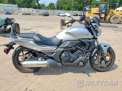2015 HONDA CTX700 N JH2RC6809FK100219 - główne zdjęcie licytacji z USA - miniatura