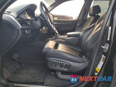 Zdjęcie 7 z 13 samochodu: 2015 BMW X5 XDRIVE35D VIN:5UXKS4C53F0N08374 - miniatura