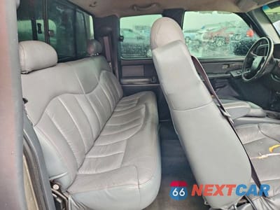 Zdjęcie 10 z 13 samochodu: 1999 CHEVROLET SILVERADO C1500 VIN:1GCEC19T3XE247770 - miniatura