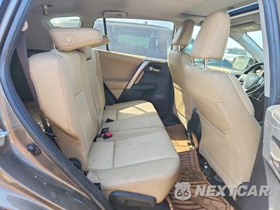 Zdjęcie 10 z 12 samochodu: 2013 TOYOTA RAV4 LIMITED VIN:JTMDFREV3DD000470 - miniatura
