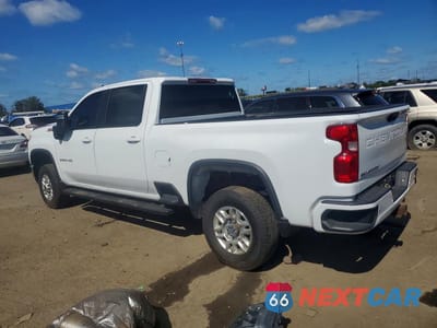Drugie zdjęcie samochodu z przodu: 2020 CHEVROLET SILVERADO K2500 HEAVY DUTY LT VIN:1GC1YNEYXLF307119 - miniatura