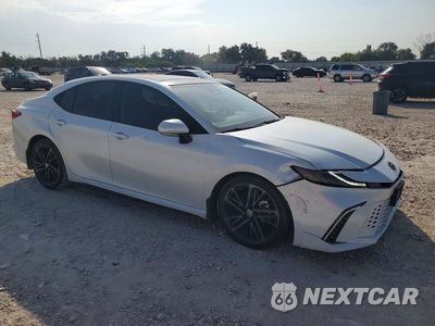Czwarte zdjęcie samochodu z boku: 2025 TOYOTA CAMRY XSE VIN:4T1DAACK8SU063534 - miniatura