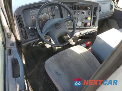 Zdjęcie 8 z 12 samochodu: 2018 FREIGHTLINER BUSINESS CLASS M2 SEMI TRUCK VIN:1FUBC4FK2JHJK2323 - miniatura