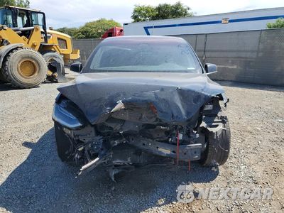 Piąte zdjęcie samochodu w środku: 2018 TESLA MODEL X VIN:5YJXCAE29JF090919 - miniatura