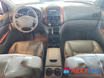 Zdjęcie 8 z 13 samochodu: 2005 TOYOTA SIENNA XLE 7 PASSENGER VIN:5TDZA22C75S297800 - miniatura